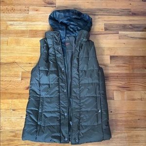 Olive Grove with Camo Vest.